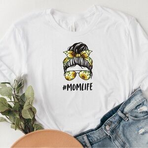 New Mom Life Sunflowers Tee Medium